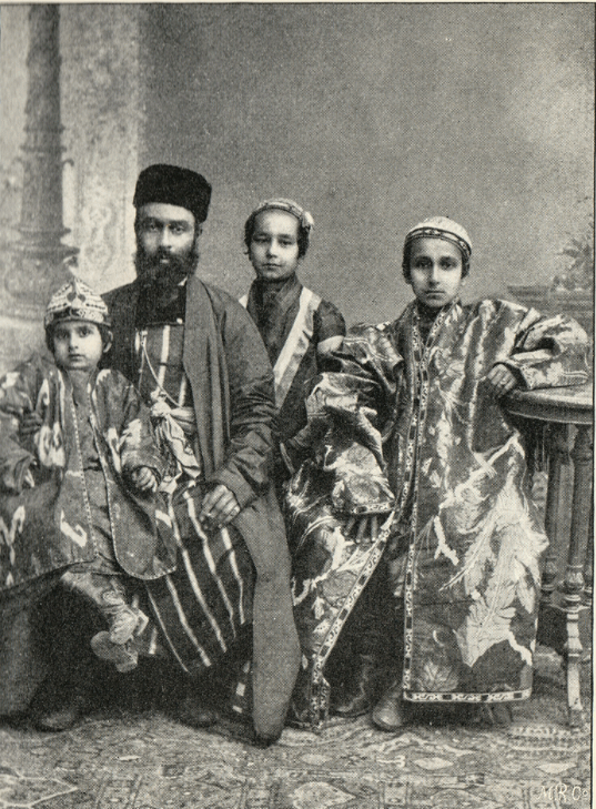 Bukharian_Jewish_family,_1880c